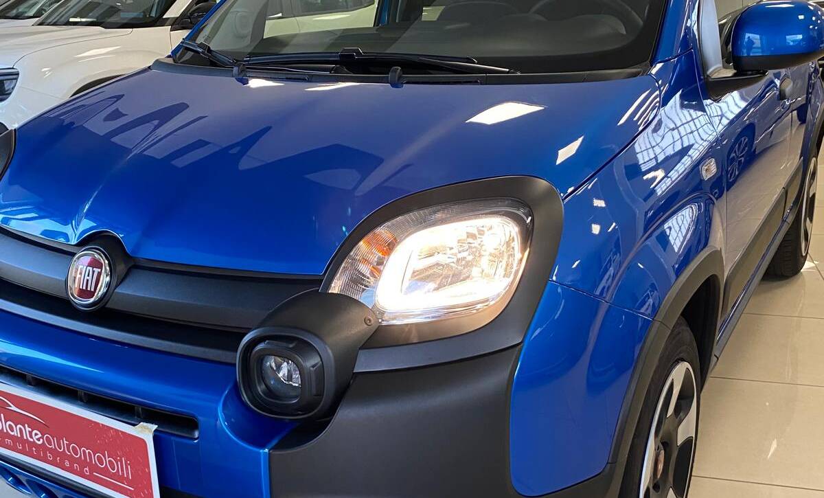 FIAT PANDA CROSS HYBRID