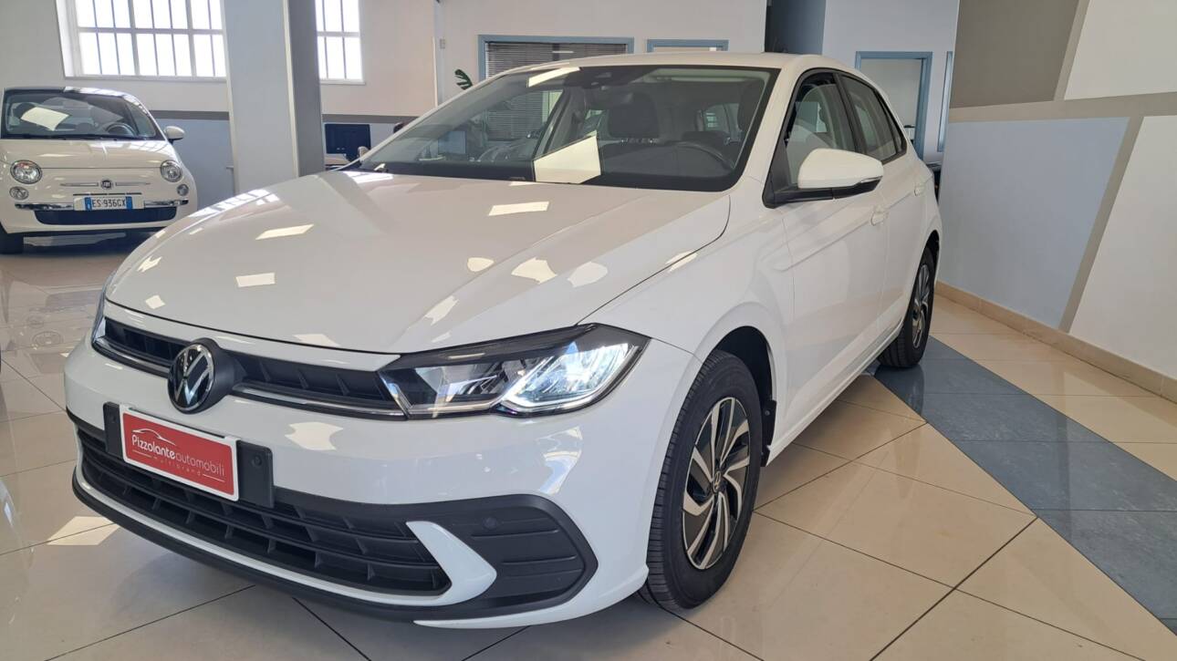 VOLKSWAGEN POLO LIFE 1.0 BENZ